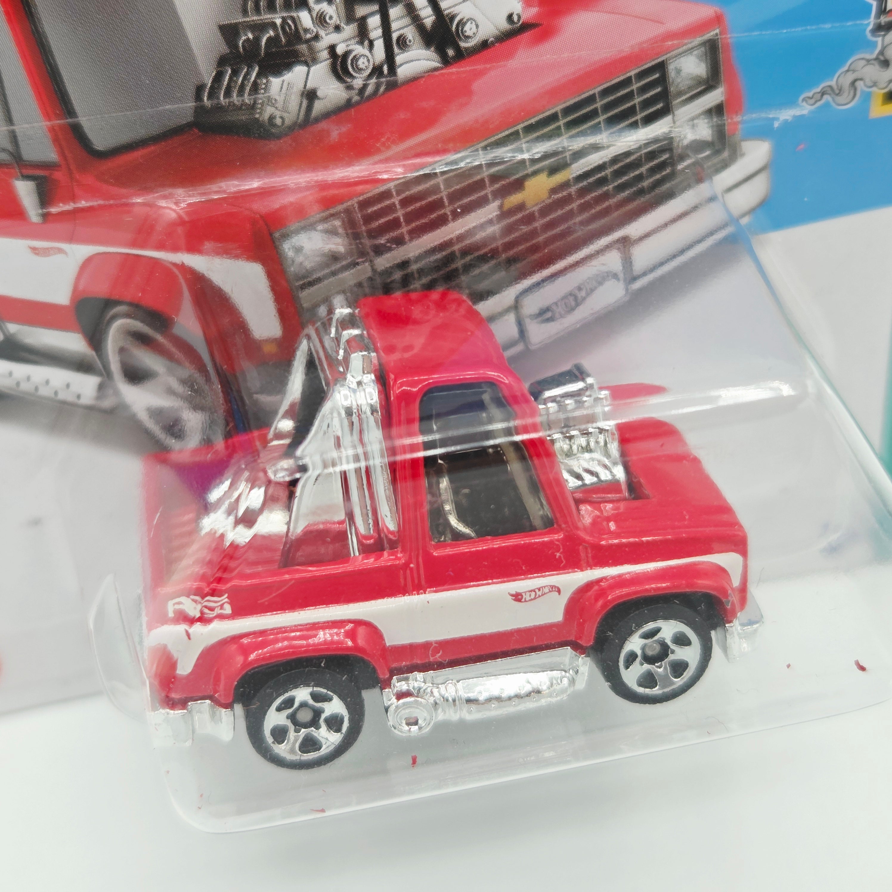 Hot Wheels '83 Chevrolet Silverado - Short Card (2022 HW Basic - Tooned)