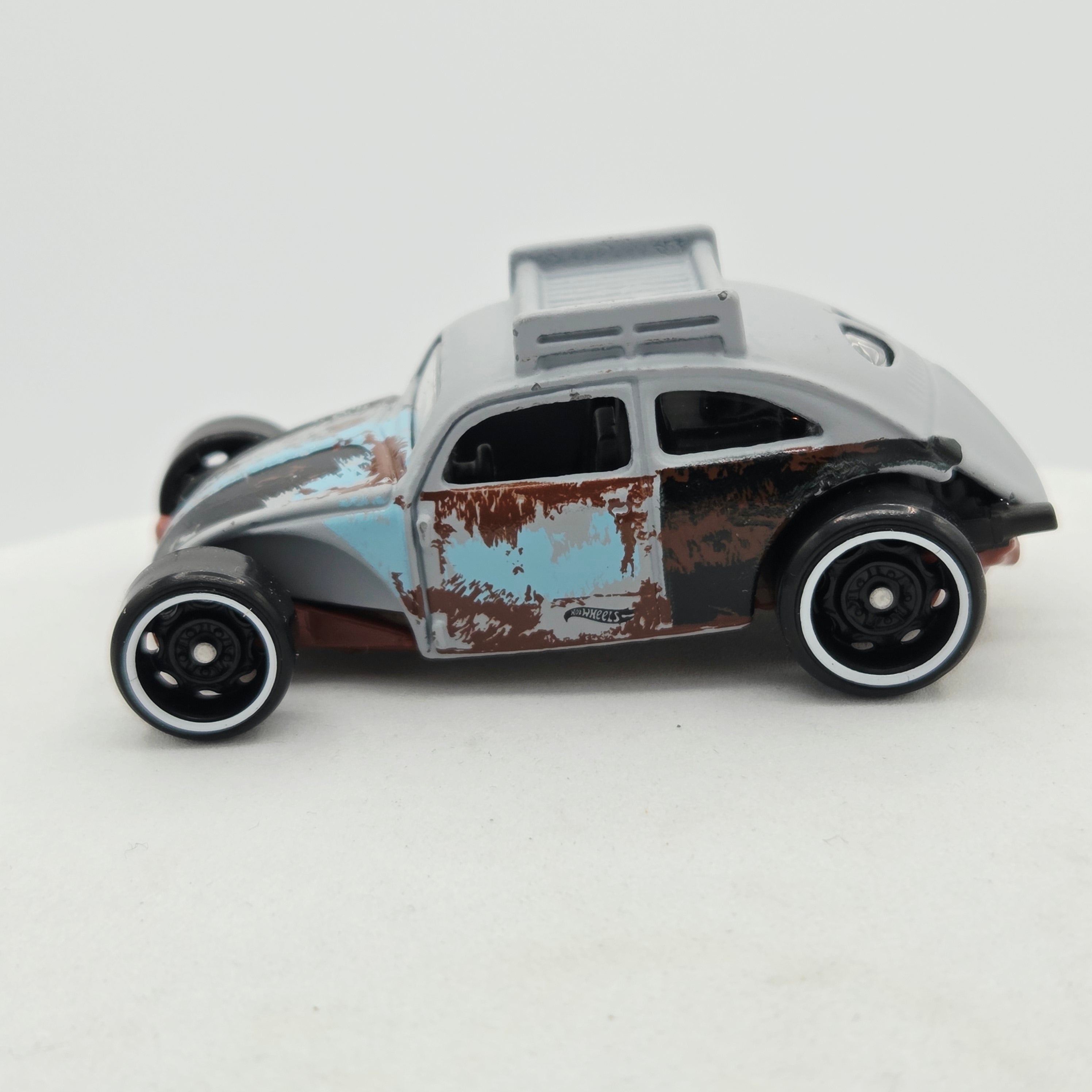 Hot Wheels Custom Volkswagen Beetle (2019 HW Basic - Volkswagen)