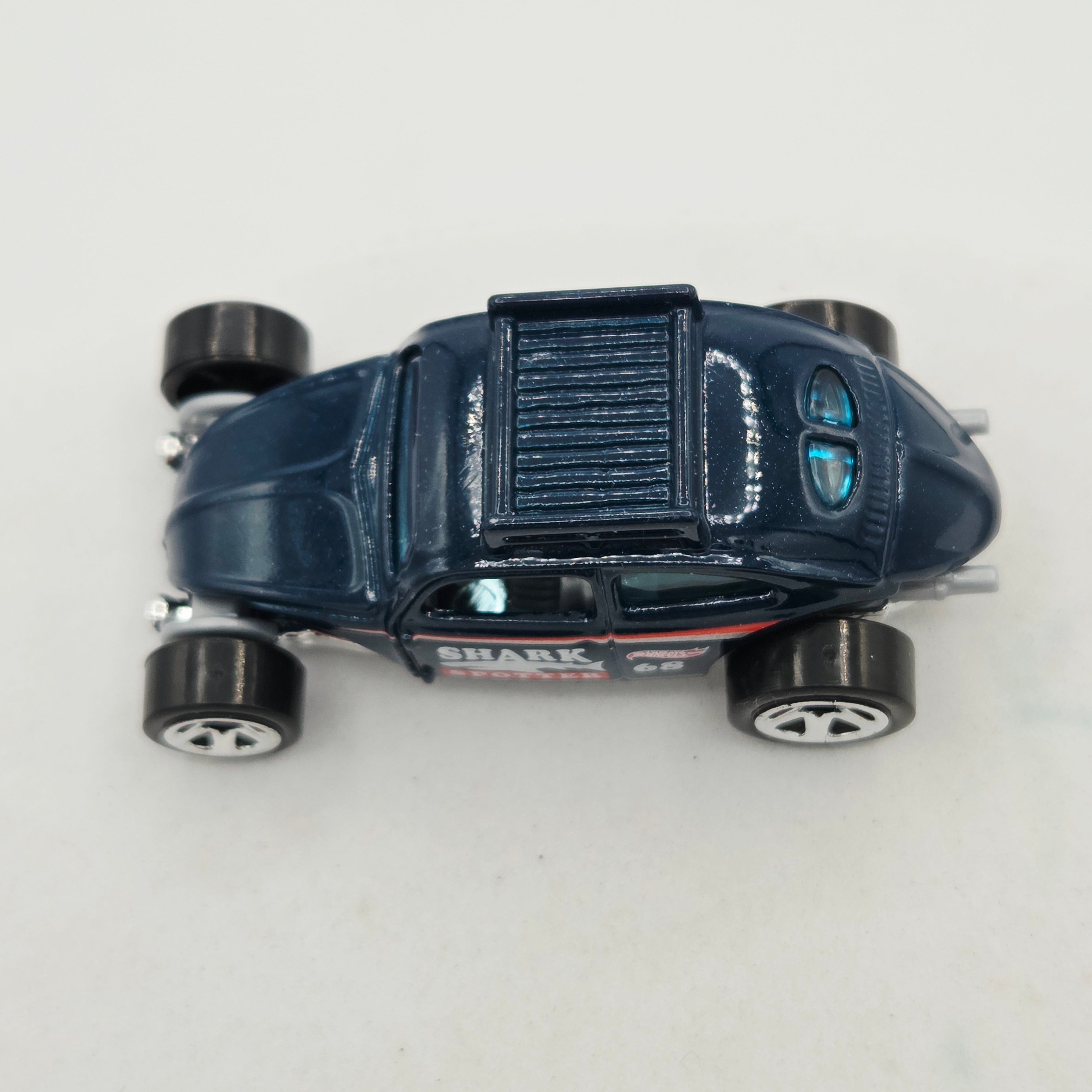 Hot Wheels Custom Volkswagen Beetle "Shark Spotter" (2017 HW Surfs Up 5 Pack - Multipack Exclusive)