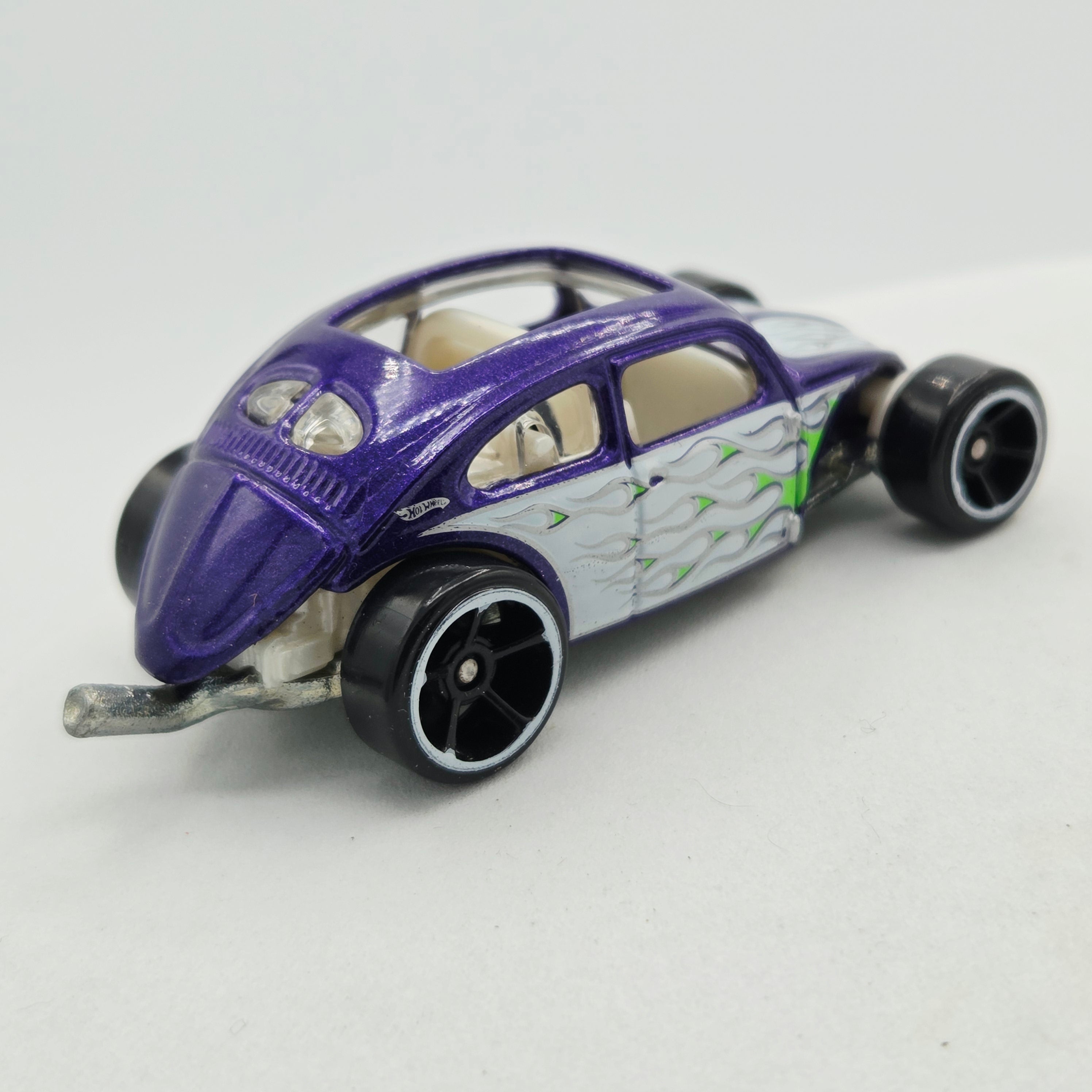 Hot Wheels Custom Volkswagen Beetle - Purple (2009 HW Basic - Heat Fleet)